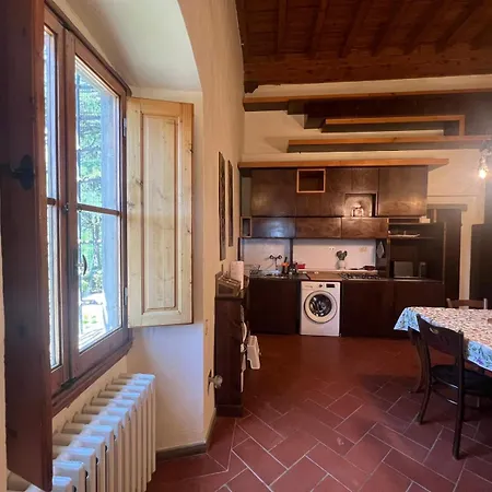 Wine Florence Lawrence Apartment Casignano
