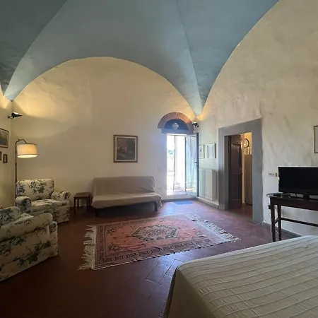 Apartment Wine Florence Lawrence