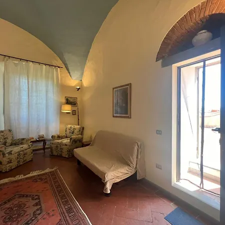 Wine Florence Lawrence Apartment Casignano
